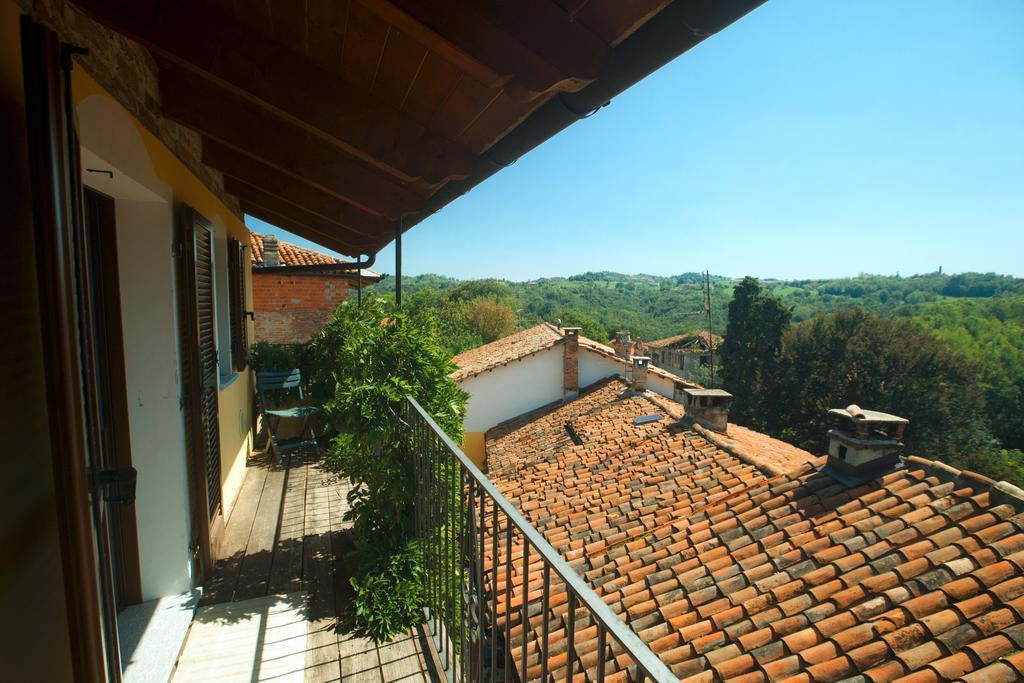 Ca Borgo Vecchio Aparthotel Brusasco Ruang foto