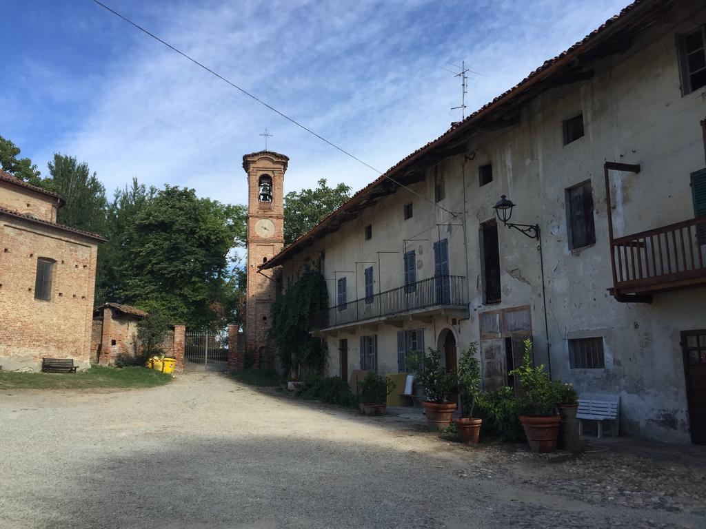 Ca Borgo Vecchio Aparthotel Brusasco Bagian luar foto